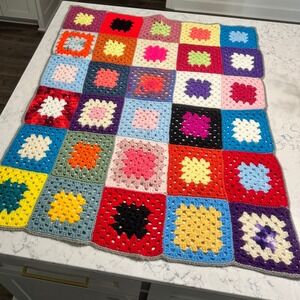 Handmade Roseanne Granny Square Crochet Blanket Afghan 37x44 RetroBoho Colorful‎